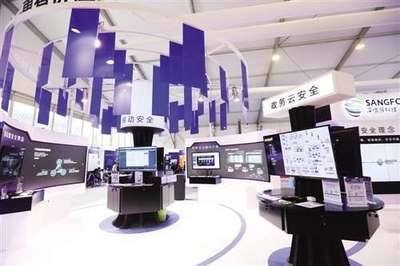 云計算產業蓬勃發展 2019年產值突破4300億，上市公司加速布局軟件科技開發